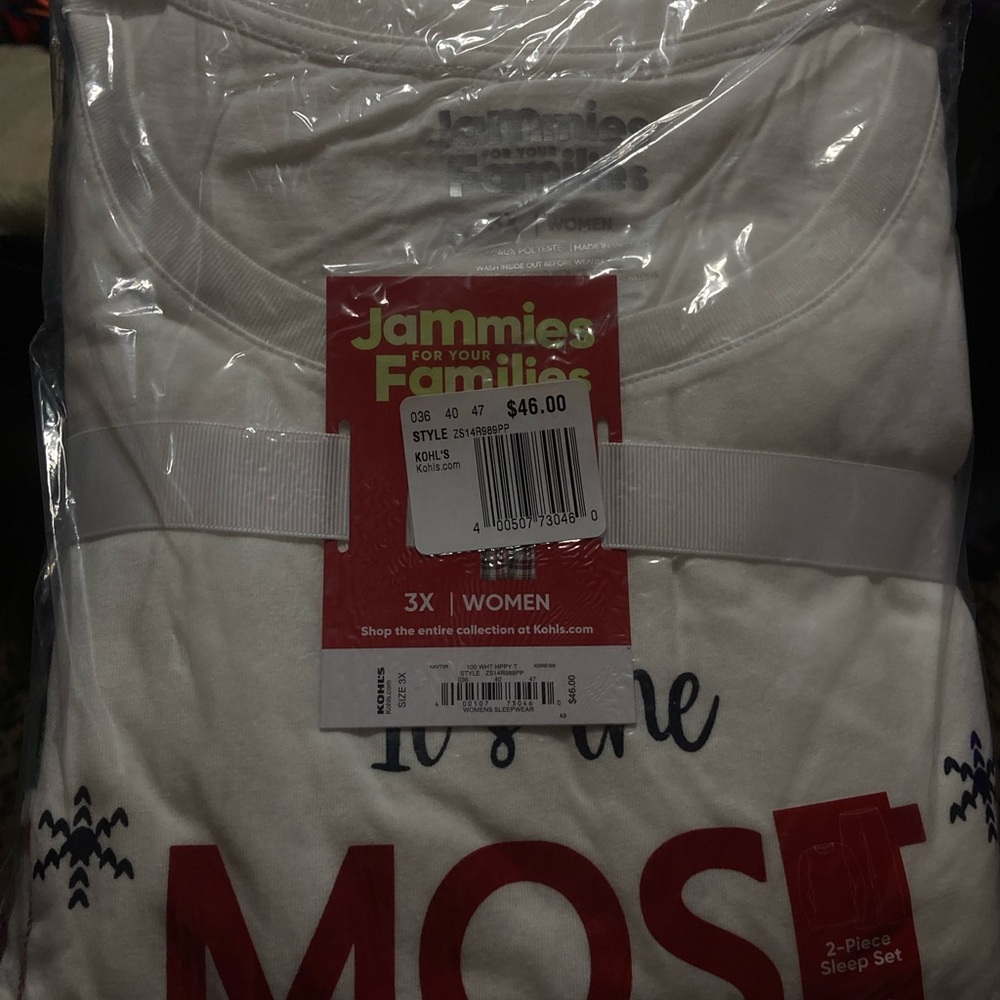 Kohl's White and Red Women's Sleepwear